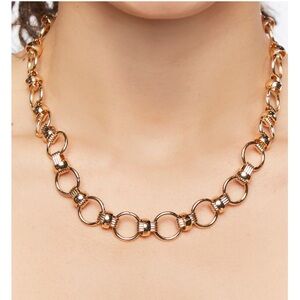 5 for $15 ✨ Chunky Chain Circle Necklace